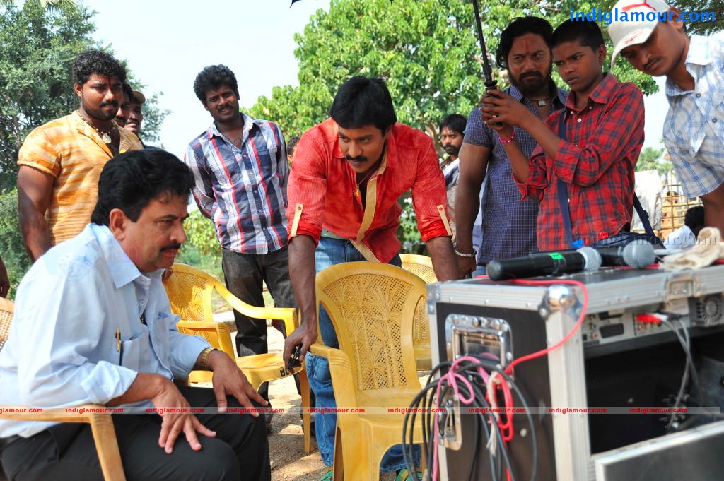 Poola Rangadu Movie hd photo