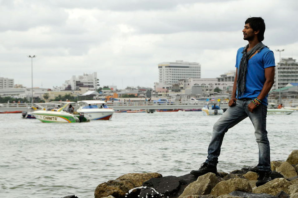 Priyudu Movie hd photo