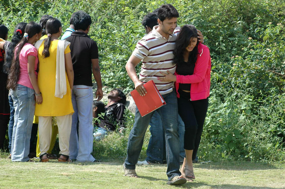 Sakshi Movie hd photo