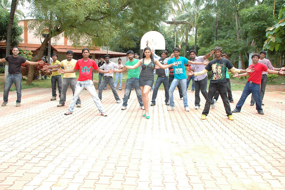 Love College Movie hd photo