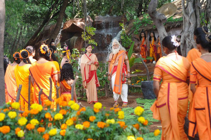 Sri Rama Rajyam Movie hd photo