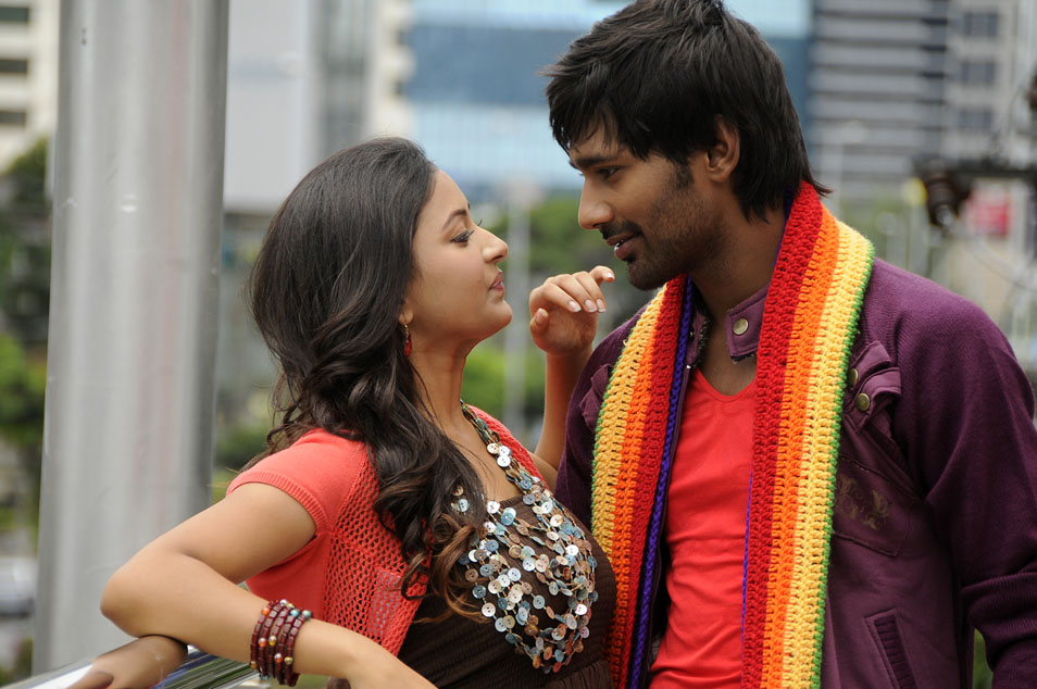 Priyudu Movie hd photo