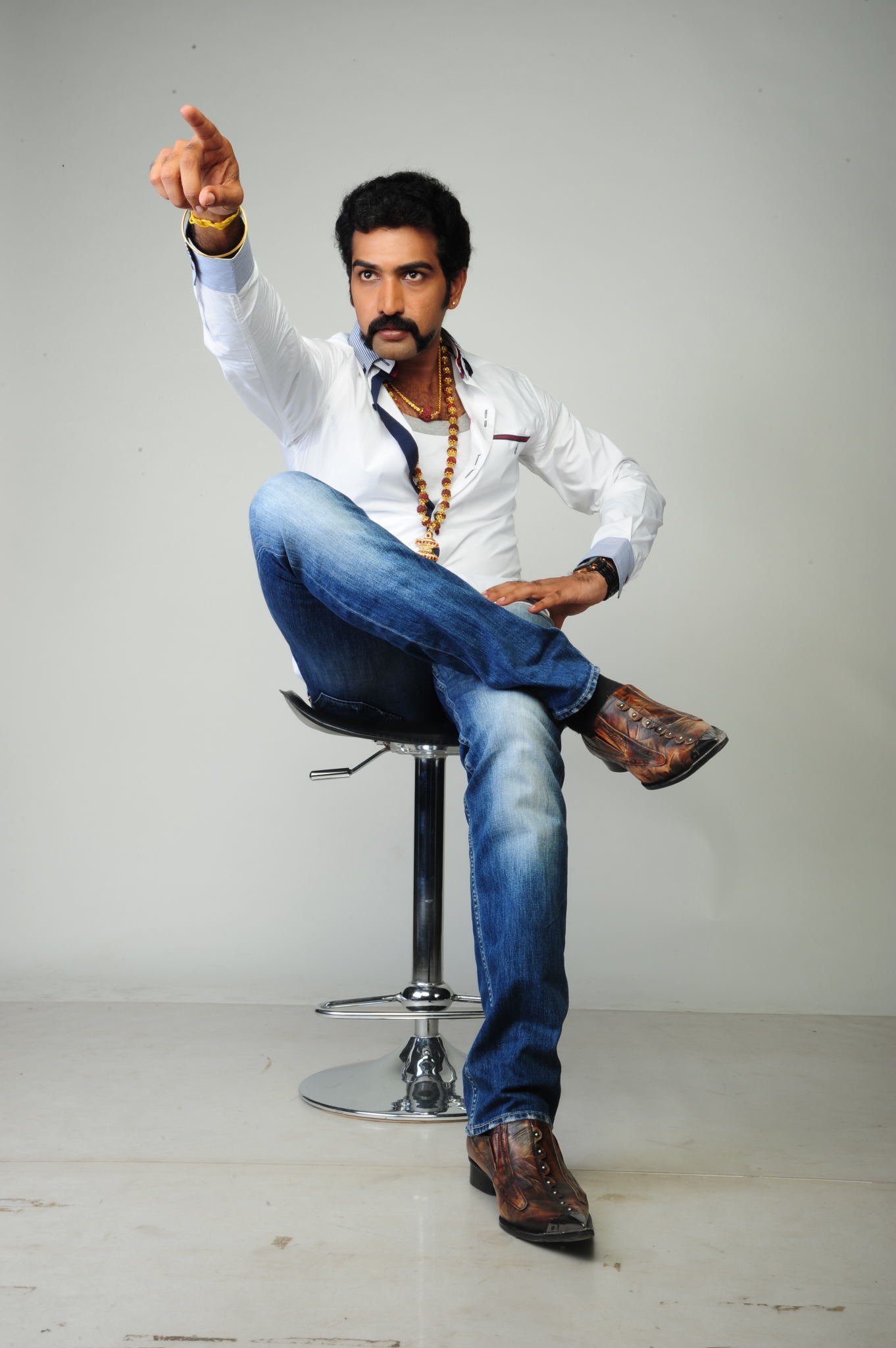 Nandiswarudu Movie hd photo