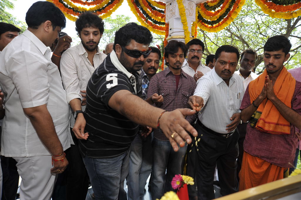 Chilipiga Movie hd photo