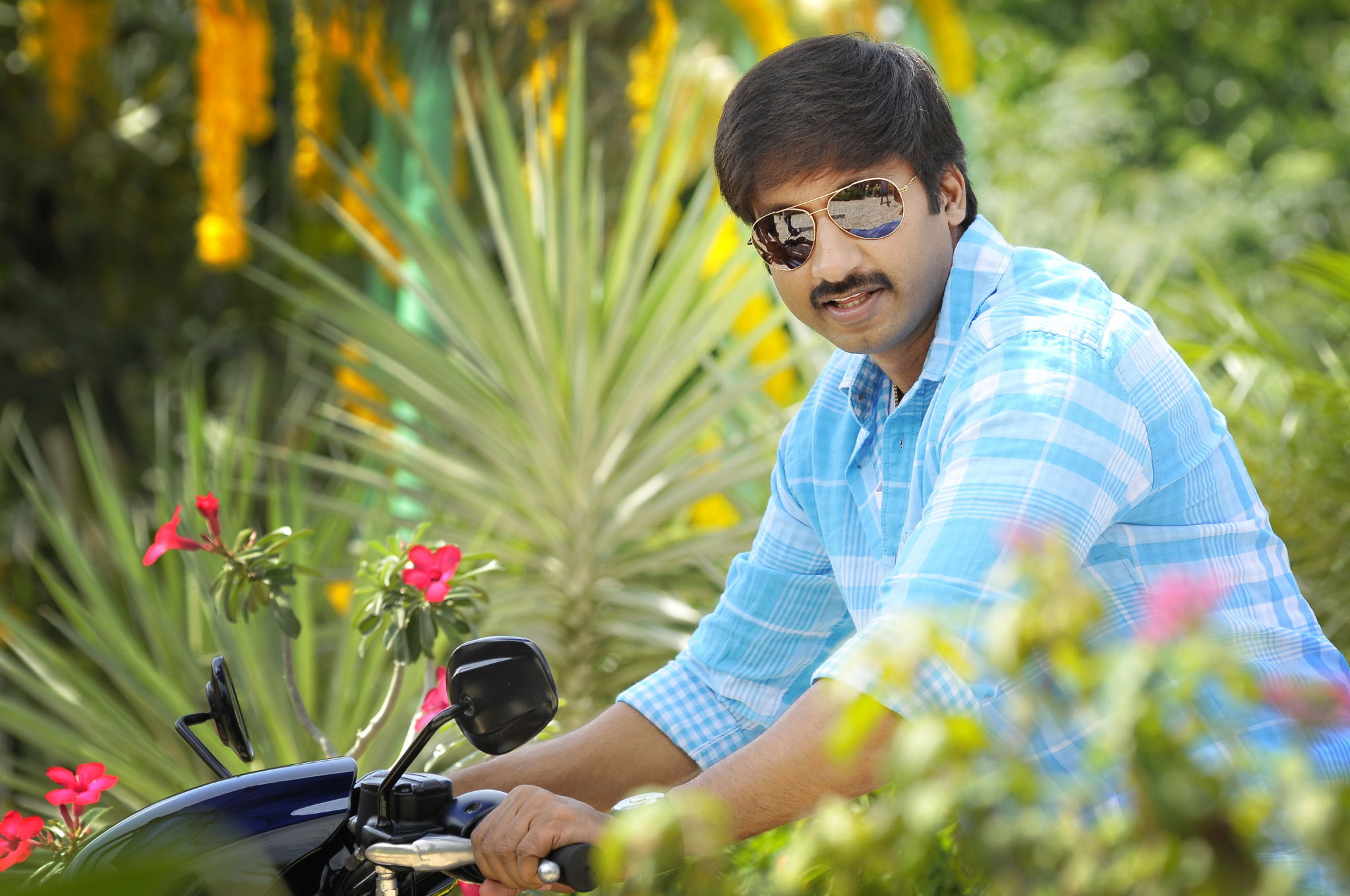 Mogudu Movie hd photo