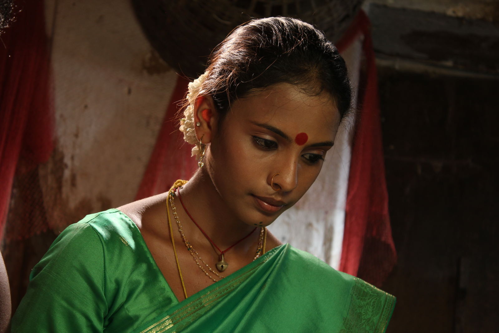 Sandhram Movie hd photo