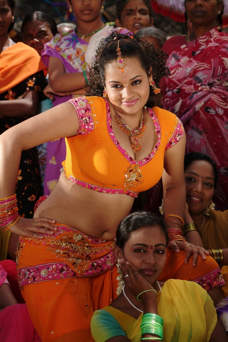 Chirutha Puli Movie hd photo