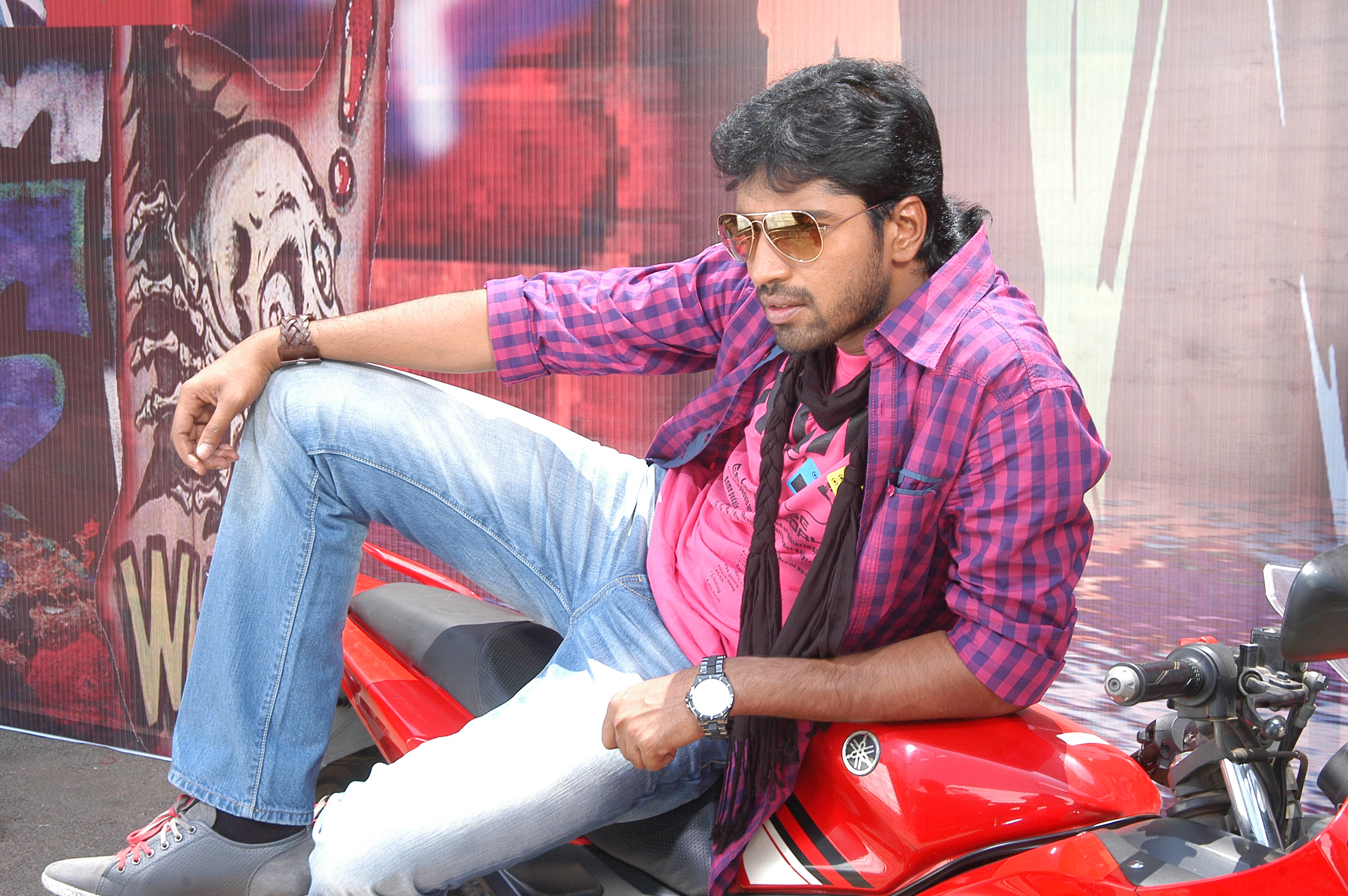 Madatha Kaja Movie hd photo