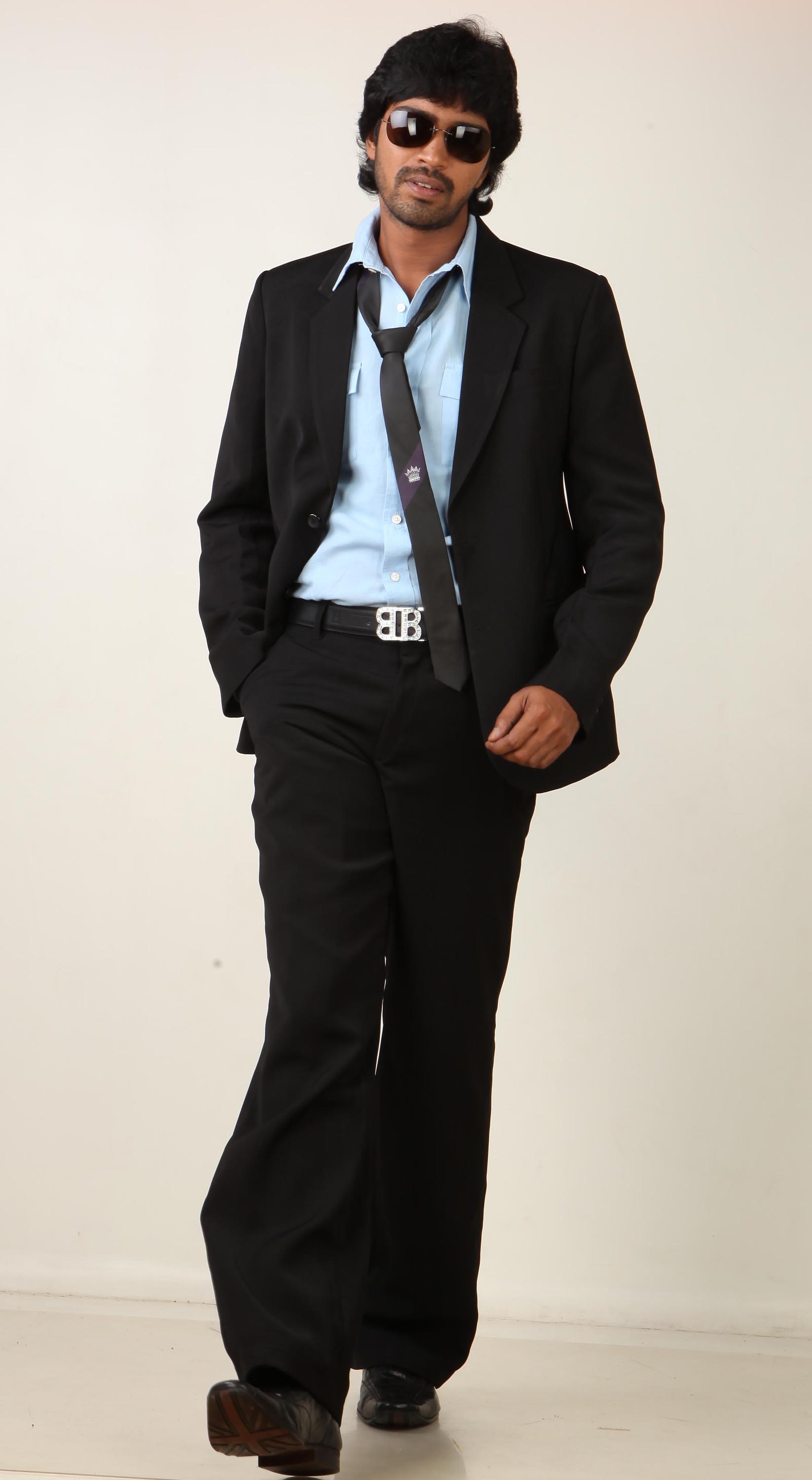 Madatha Kaja Movie hd photo