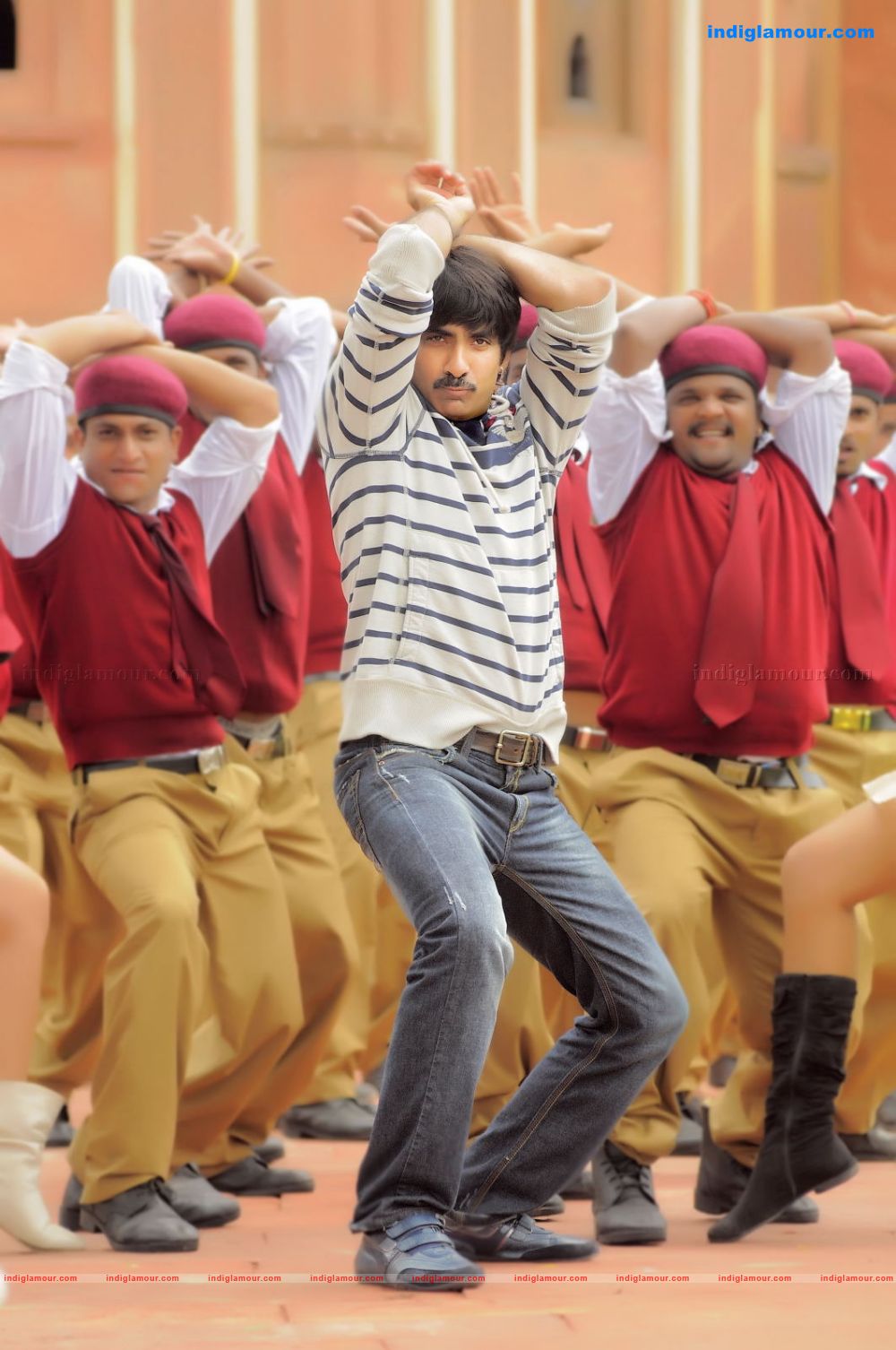 Mirapakaya Movie hd photo