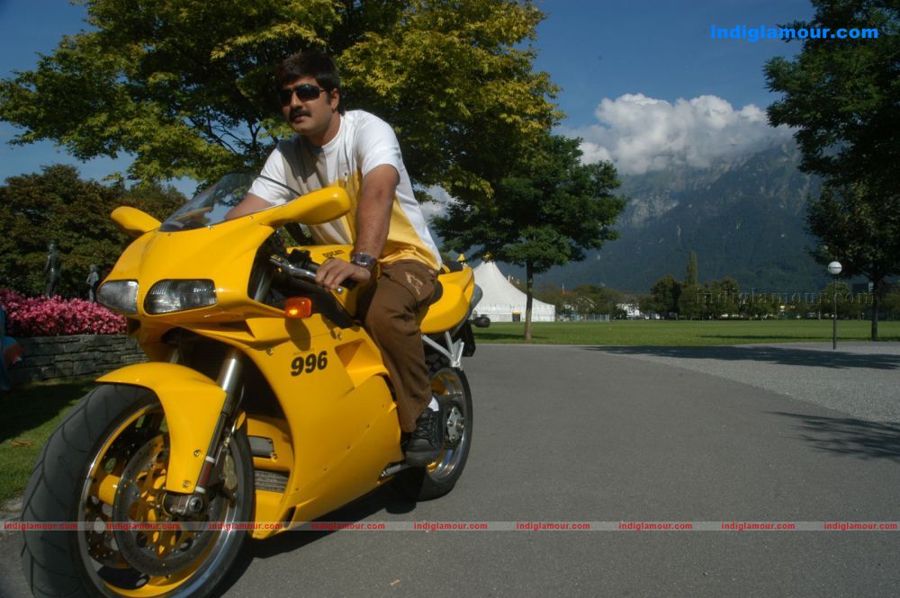 America Alludu Movie hd photo