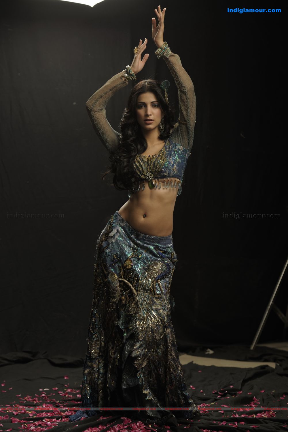 Anaganaga O Dheerudu Movie hd photo