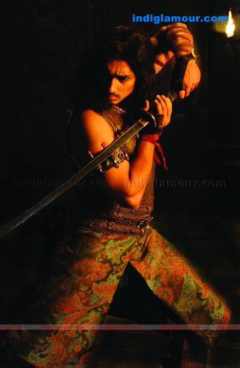 Anaganaga O Dheerudu Movie hd photo