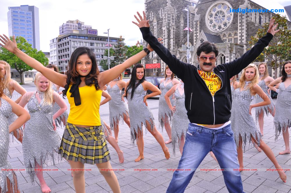 Parama veera Chakra Movie hd photo