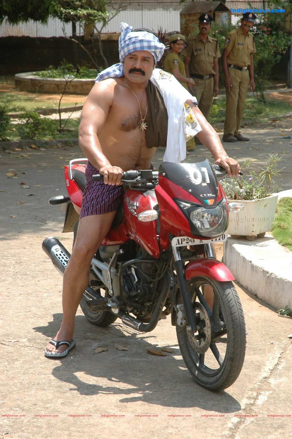 Sarkar Gunda Movie hd photo