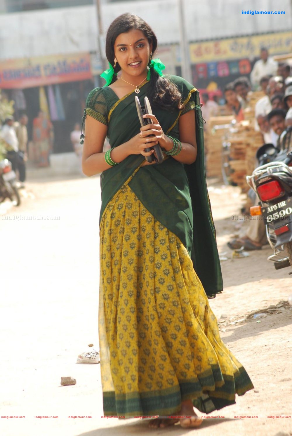 Nenu Nanna Abaddam Movie hd photo