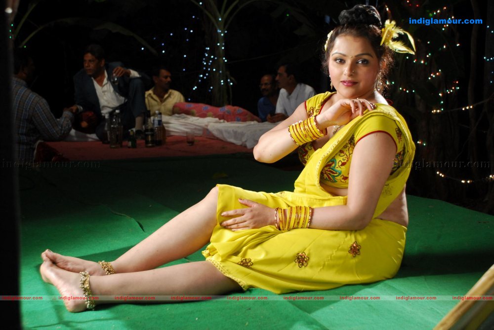 Nenu Nanna Abaddam Movie hd photo