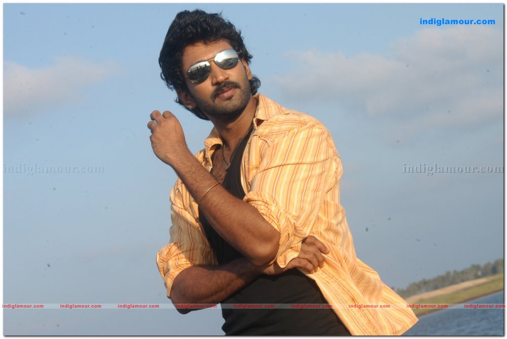 Vasthad Movie hd photo