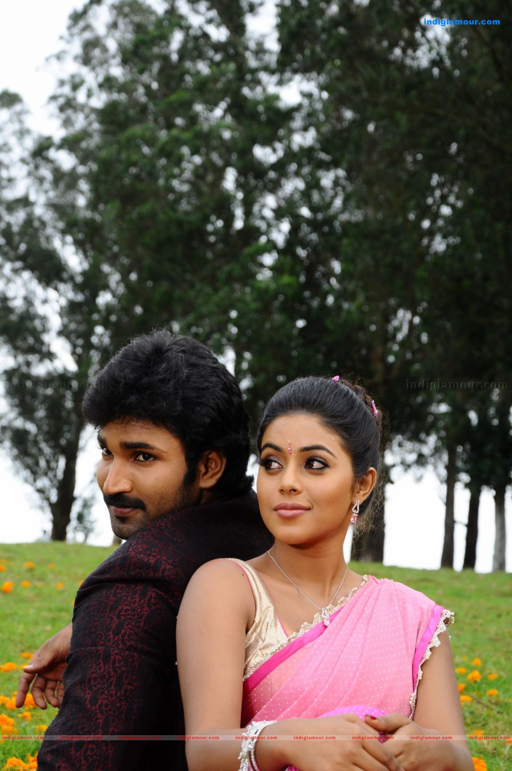 Chelagatam Movie hd photo
