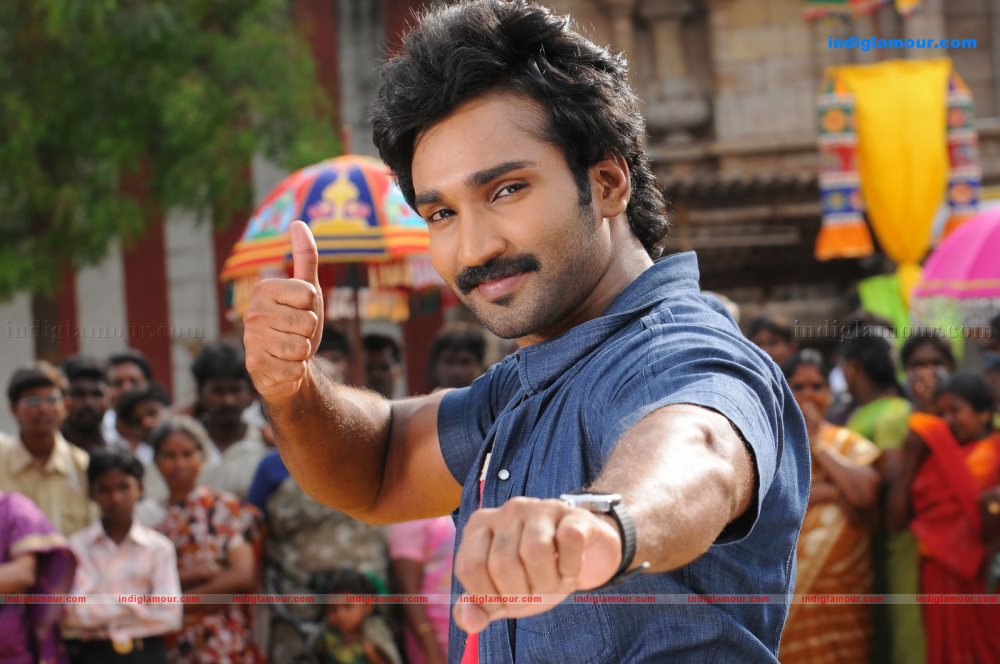 Chelagatam Movie hd photo