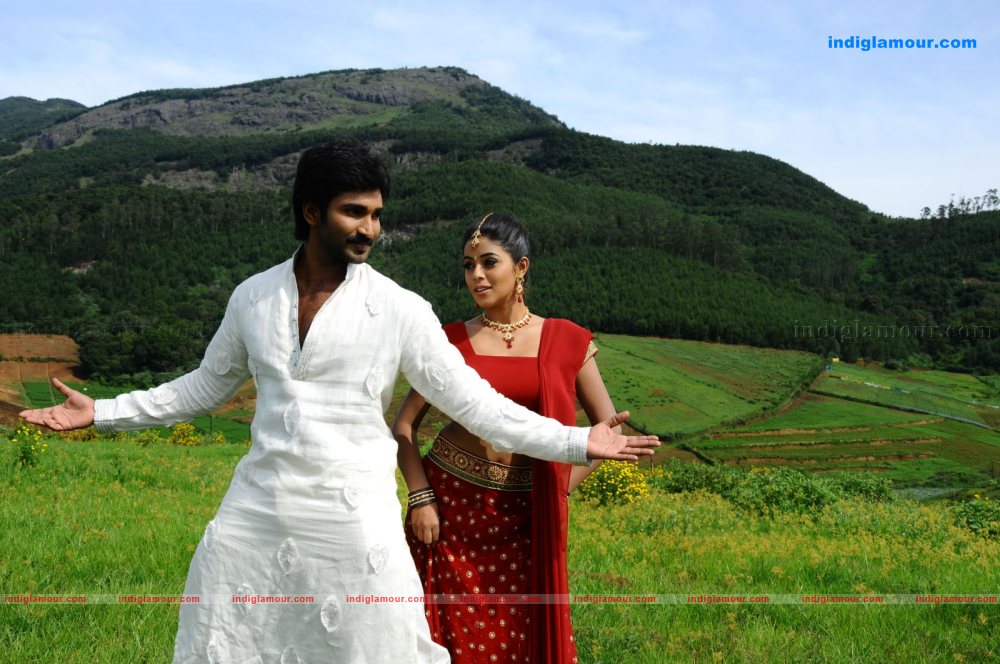 Chelagatam Movie hd photo