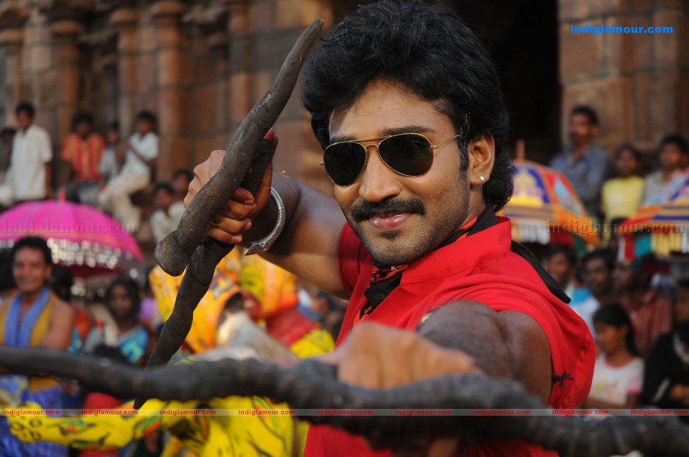 Chelagatam Movie hd photo