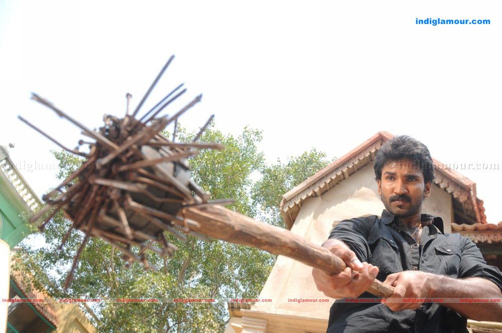 Chelagatam Movie hd photo