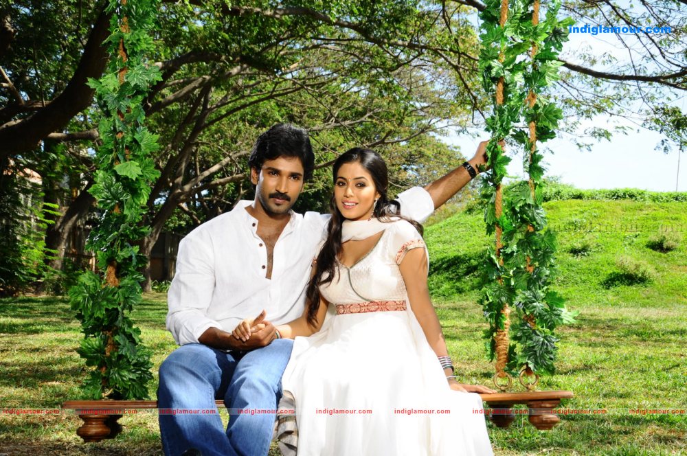 Chelagatam Movie hd photo