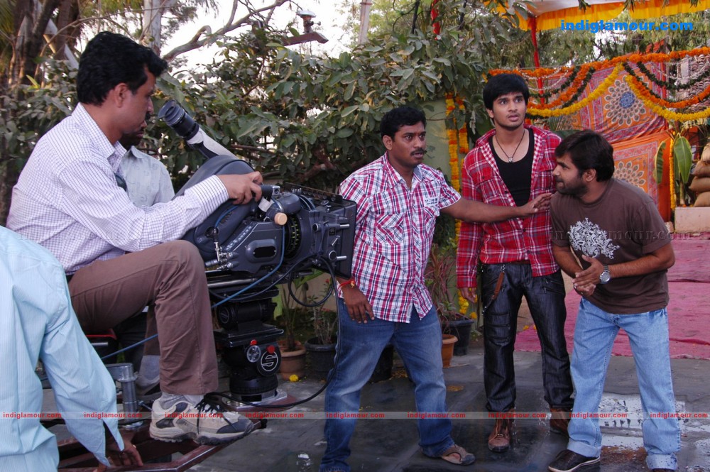 Veedu Theda Movie hd photo