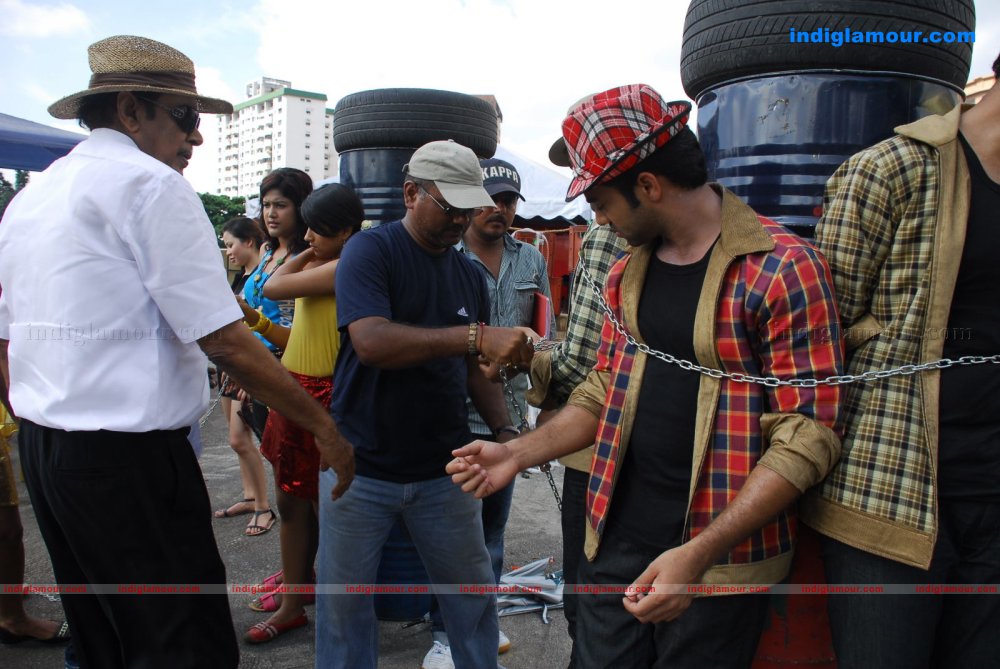 Mugguru Movie hd photo