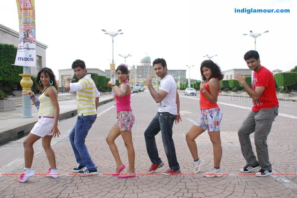 Mugguru Movie hd photo