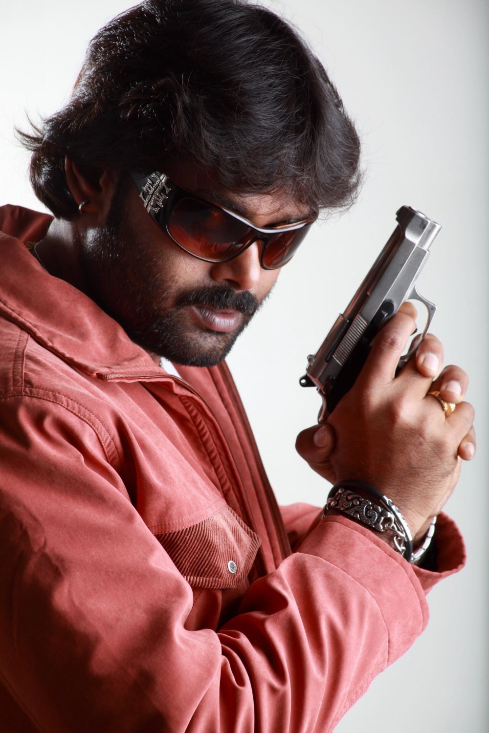 Tirugubotu Movie hd photo