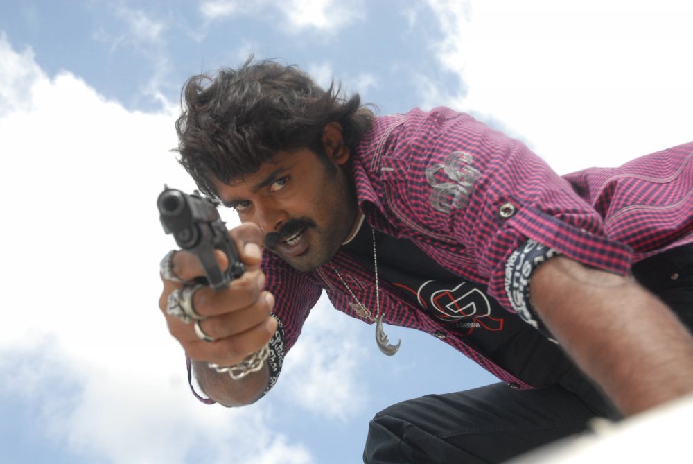 Tirugubotu Movie hd photo