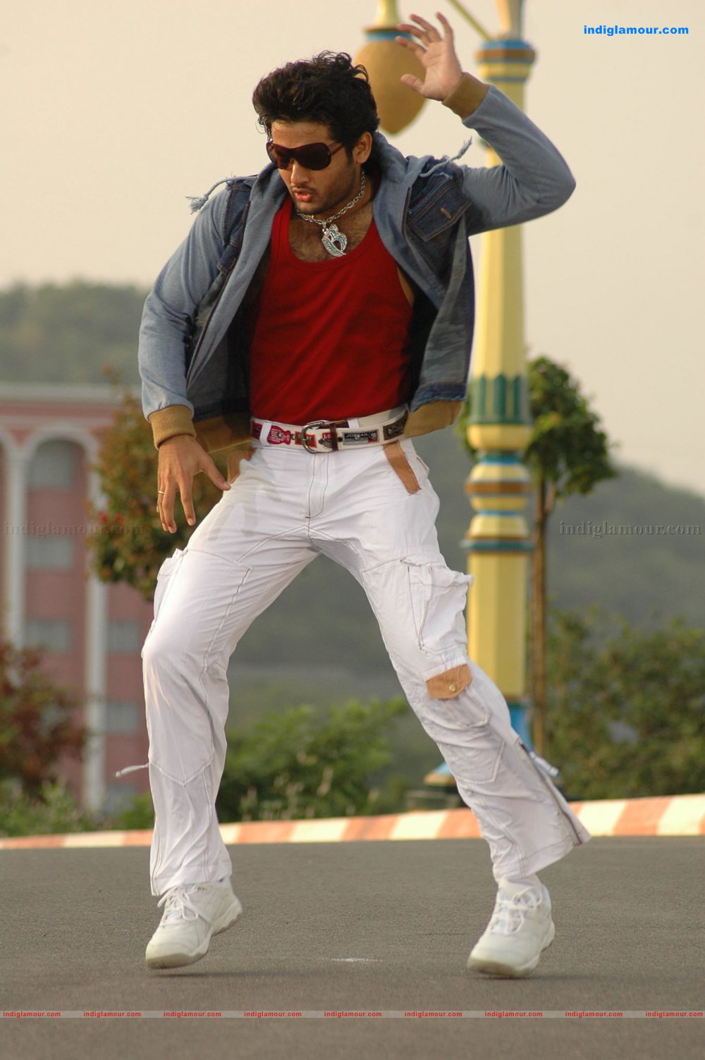Maaro Movie hd photo