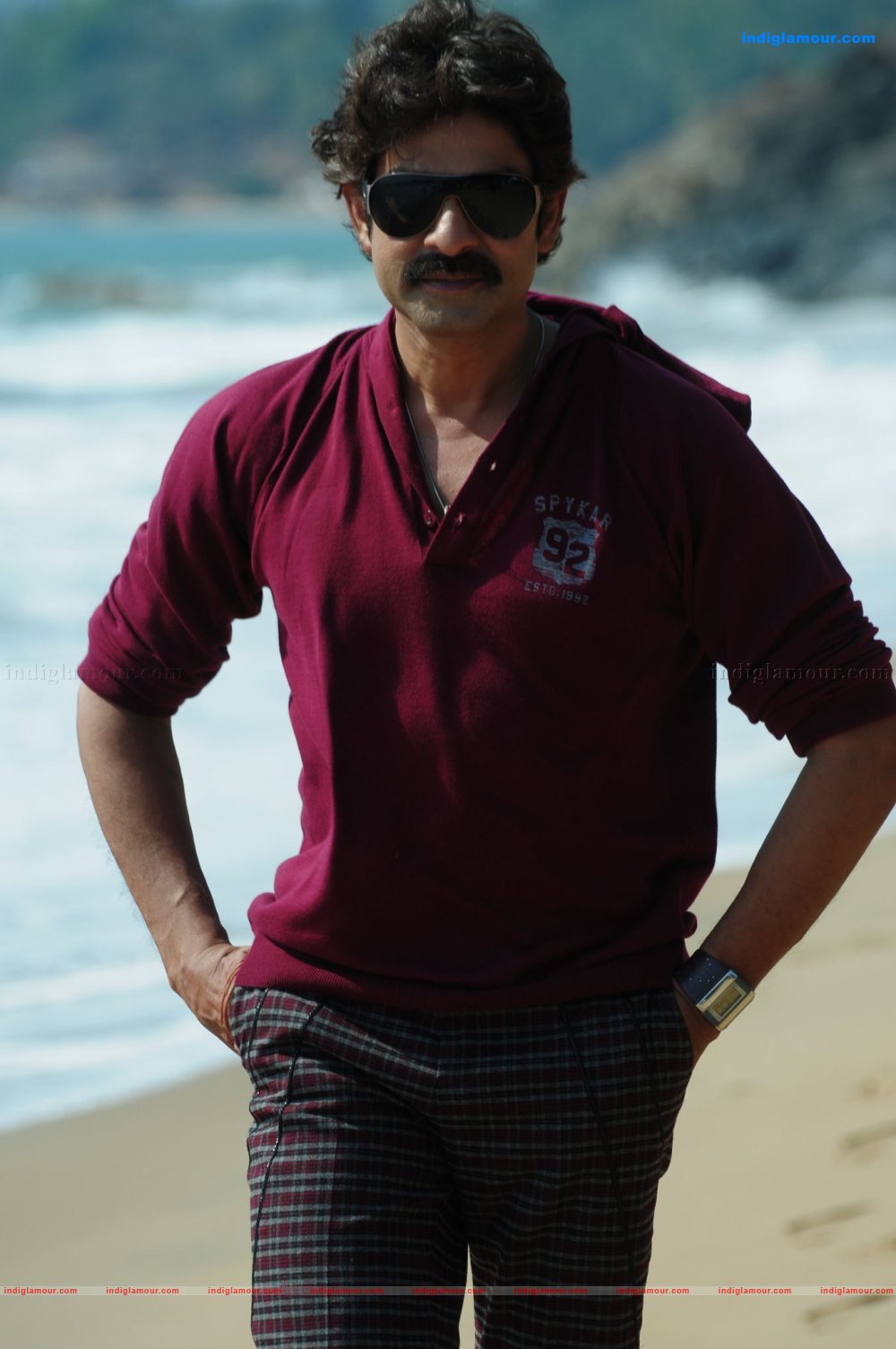 Nagaram Nidra Potunna Vela Movie hd photo