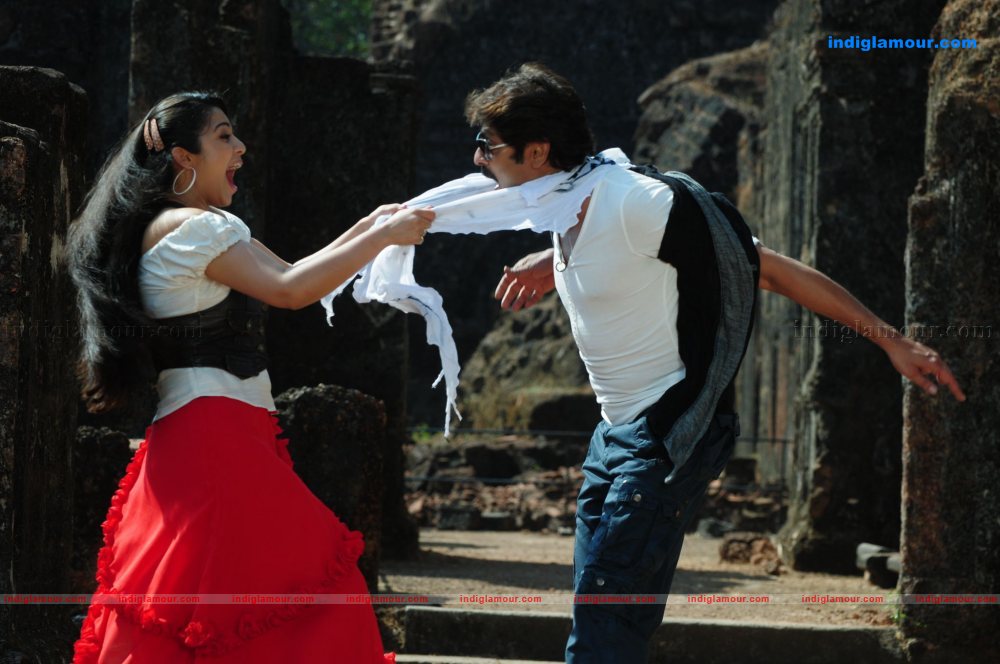 Nagaram Nidra Potunna Vela Movie hd photo