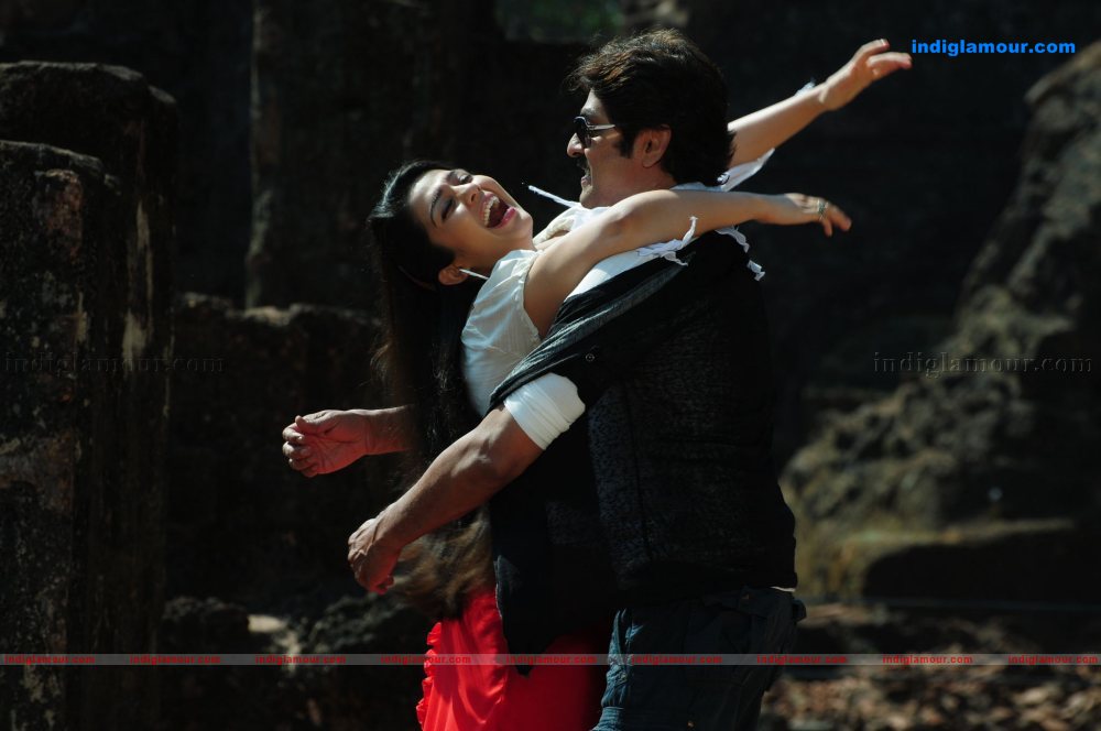 Nagaram Nidra Potunna Vela Movie hd photo