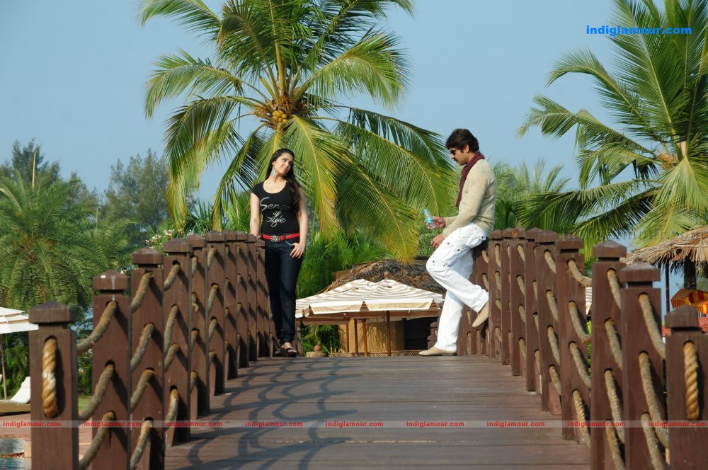 Nagaram Nidra Potunna Vela Movie hd photo
