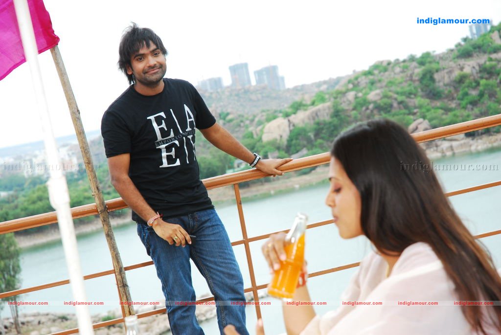 Prema Pillusthondi Movie hd photo