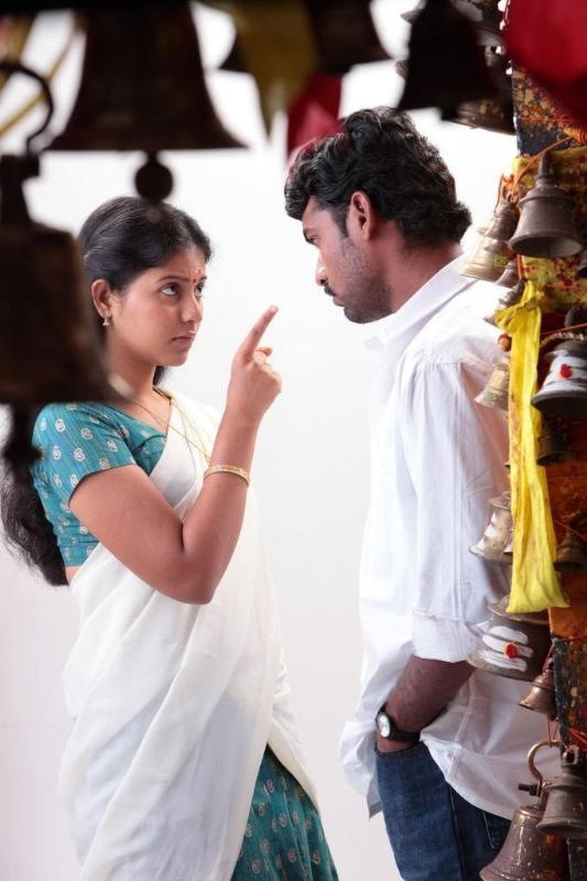 Naluguru Snehitula Katha Movie hd photo