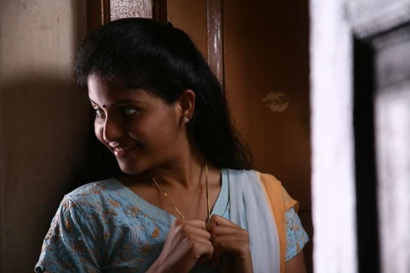 Naluguru Snehitula Katha Movie hd photo