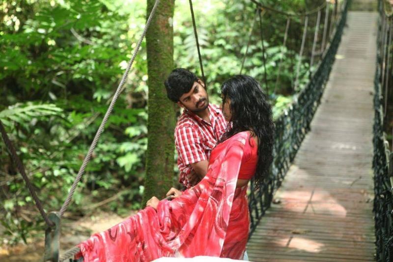 Naluguru Snehitula Katha Movie hd photo