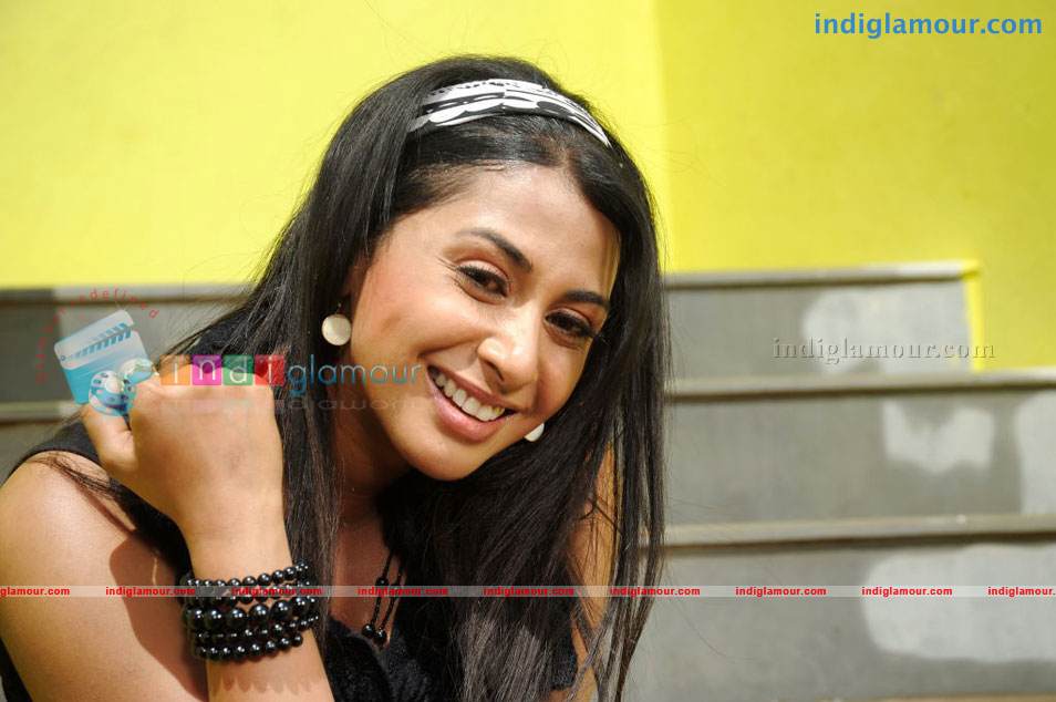 Gola Gola Movie hd photo