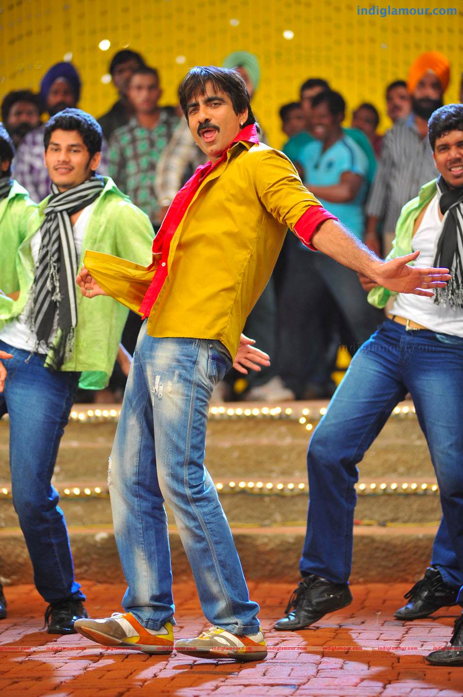 Devudu Chesina manushulu Movie hd photo