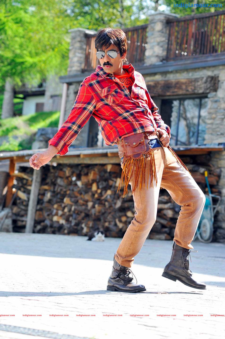 Devudu Chesina manushulu Movie hd photo