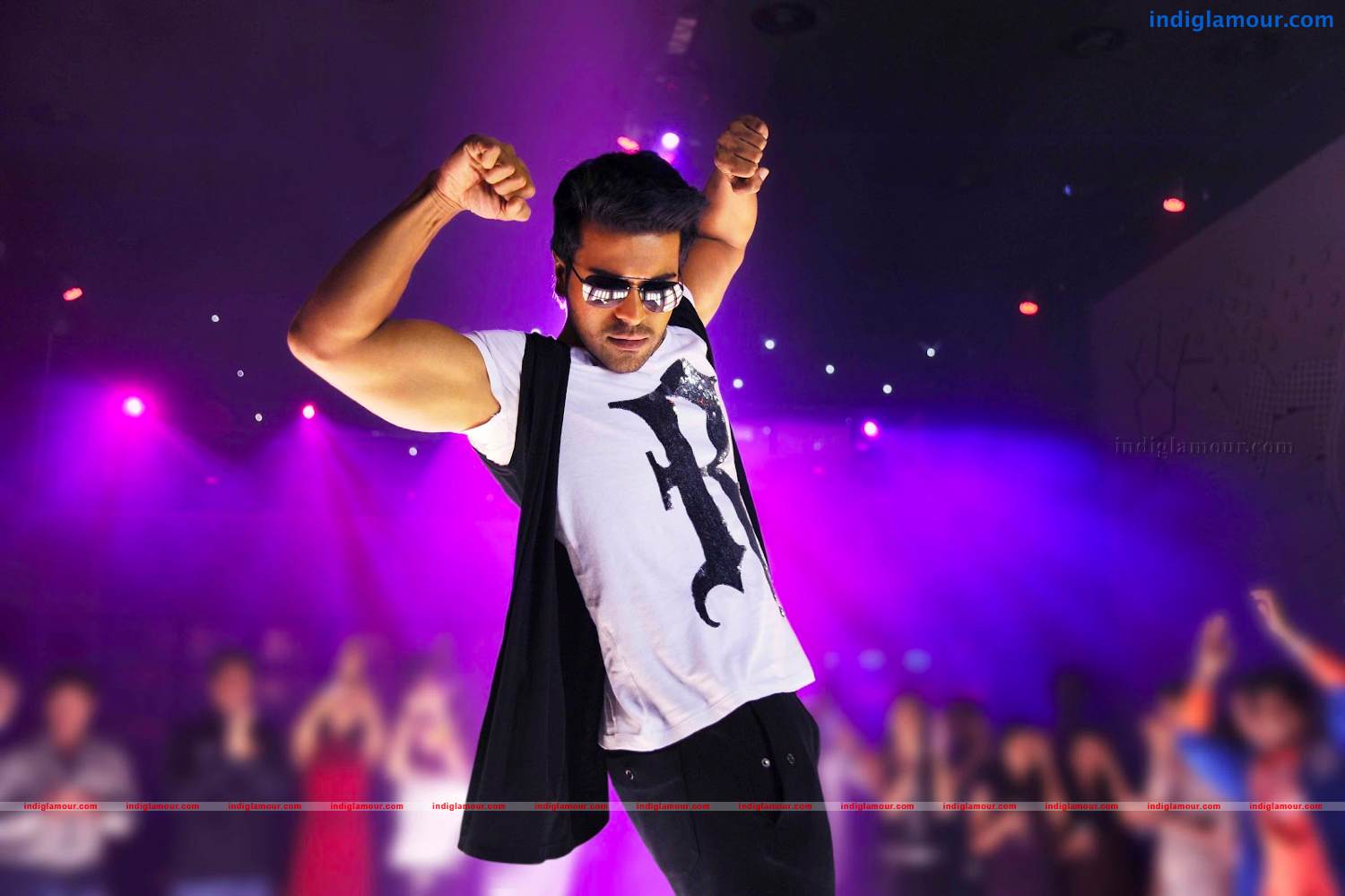 Naayak Movie hd photo