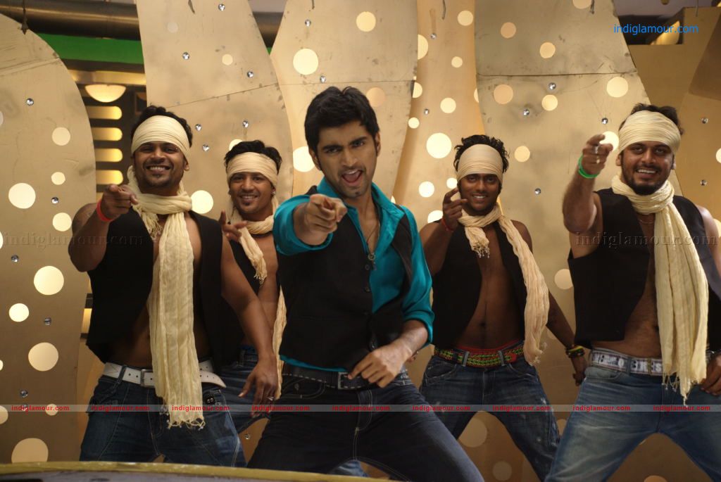 Nirantharam Nee Oohale Movie hd photo
