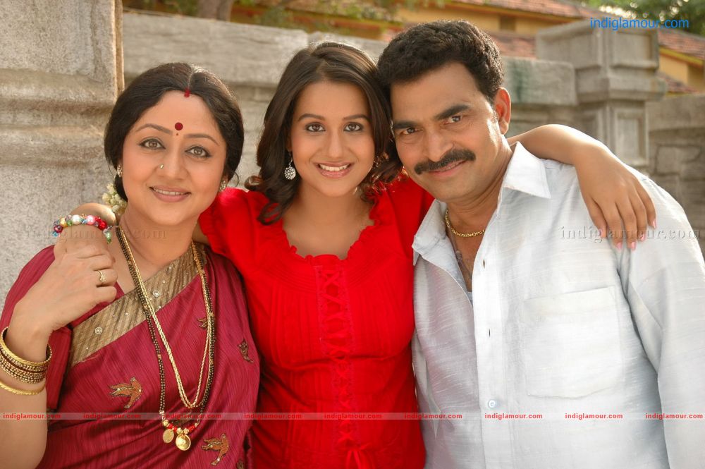 Bommali Movie hd photo