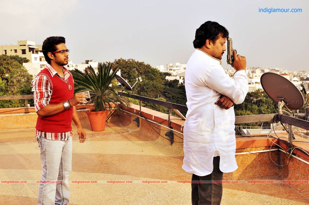 Kameena Movie hd photo