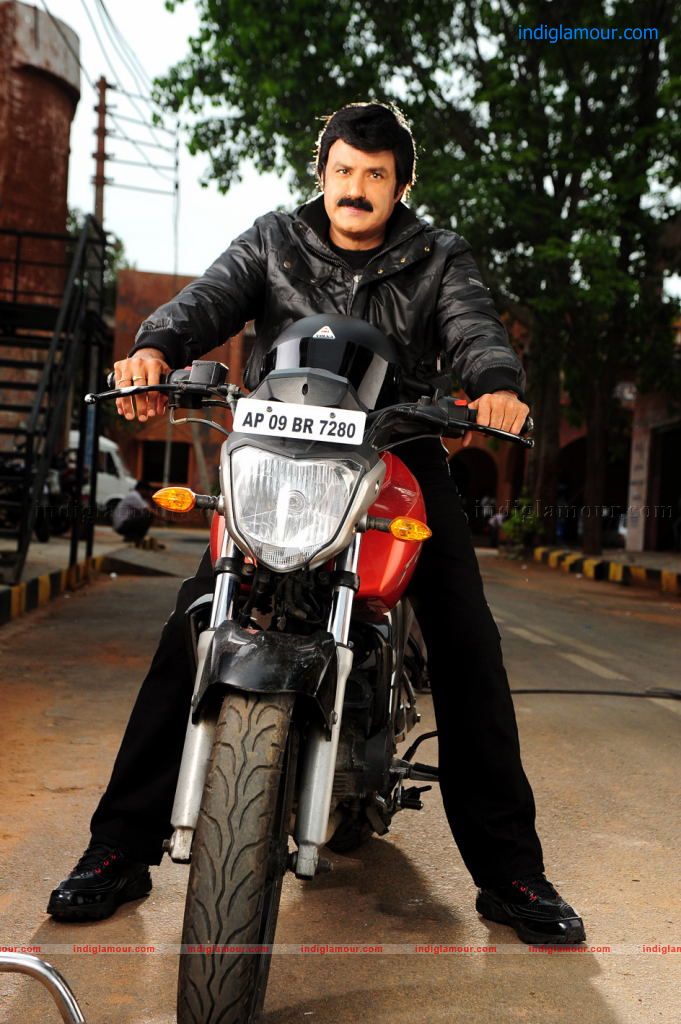 Srimannarayana Movie hd photo